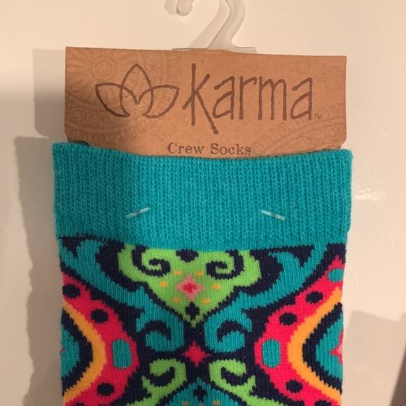 C.C Ponytail Headband Pink & Karma Crew Socks NWT - Picture 4 of 6